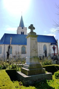 Izenberge - Monument